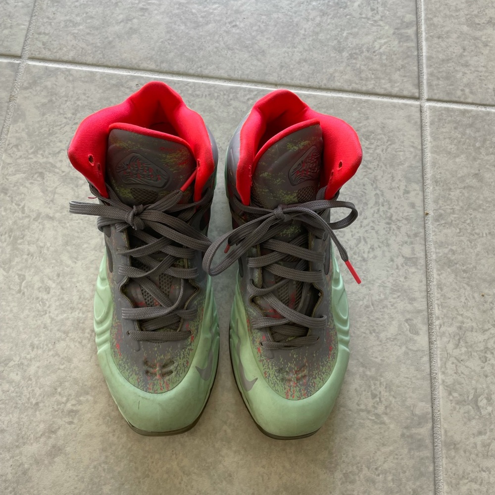 size 9 rajon rondo christmas Nike men’s hyperposite - Picture 4 of 5